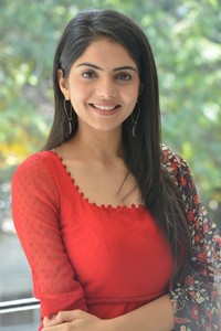 Misha Narang Photos